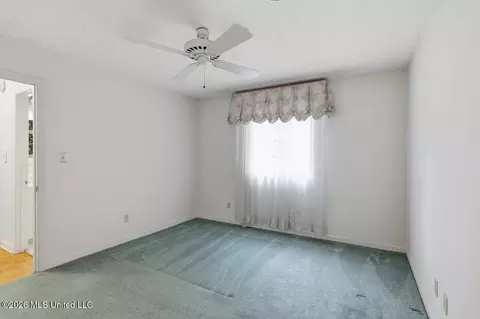 Bedroom - 144 Colonial Cir, Jackson, MS 39211 photo 2 of 4