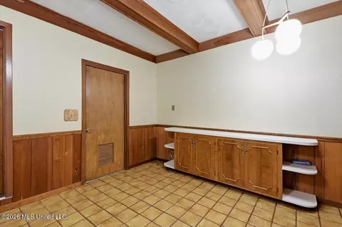 Other - 144 Colonial Cir, Jackson, MS 39211 photo 4 of 13