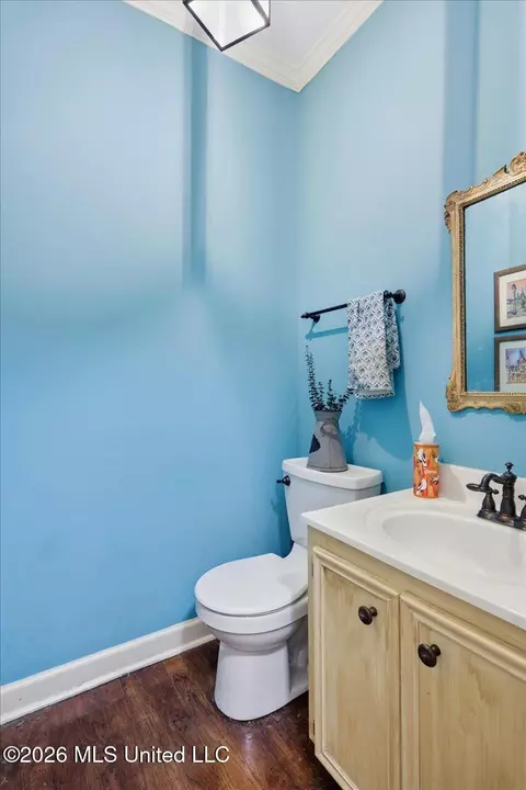 Bath - 5115 Heatherton Dr, Jackson, MS 39211 photo 1 of 8
