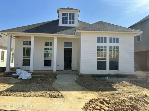 Exterior - 152 Water St, Madison, MS 39110 photo 2 of 7