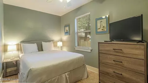 Bedroom - 403 Beverly Dr, Biloxi, MS 39530 photo 1 of 3