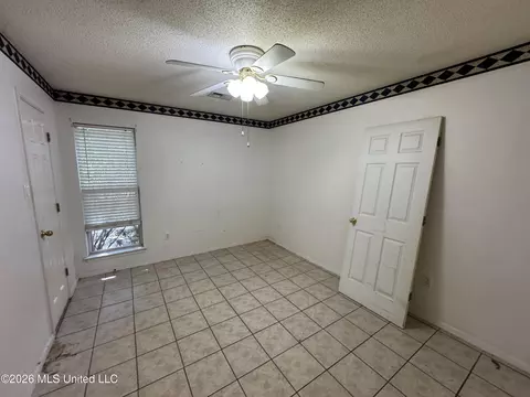 Bedroom - 10551 Oak Leaf Dr, Olive Branch, MS 38654 photo 2 of 2