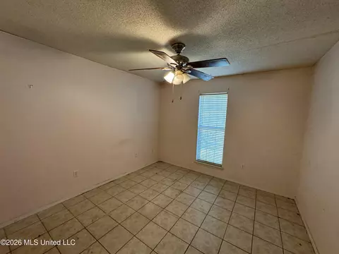 Bedroom - 10551 Oak Leaf Dr, Olive Branch, MS 38654 photo 1 of 2