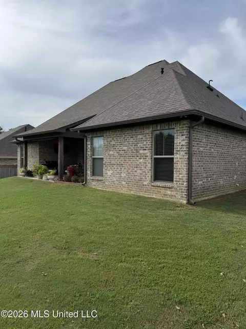 203 Ashbury Cv, Canton, MS 39046 photo 3