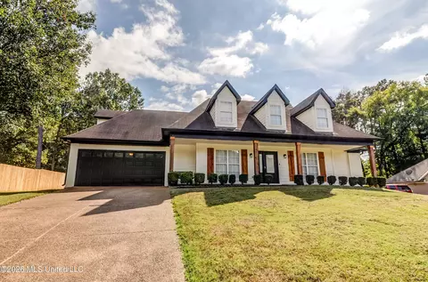 9883 Chris Dr, Olive Branch, MS 38654