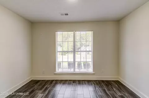 Bedroom - 9883 Chris Dr, Olive Branch, MS 38654 photo 1 of 11