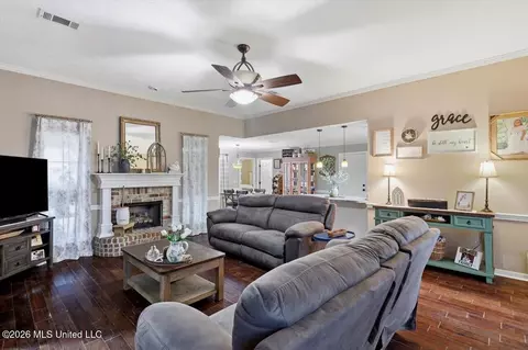 Other - 578 Eaglewood Dr, Florence, MS 39073 photo 3 of 8