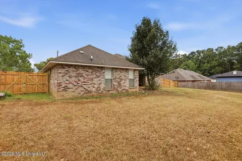 Exterior - 578 Eaglewood Dr, Florence, MS 39073 photo 4 of 5