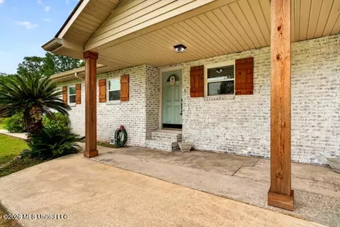 Exterior - 934 Ceasar Rd, Picayune, MS 39466 photo 2 of 5