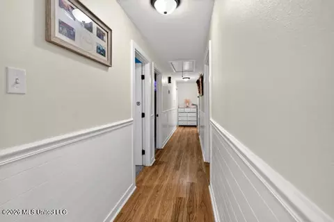 Entry Way - 934 Ceasar Rd, Picayune, MS 39466 photo 1 of 2
