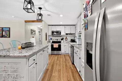 Kitchen - 934 Ceasar Rd, Picayune, MS 39466 photo 1 of 2