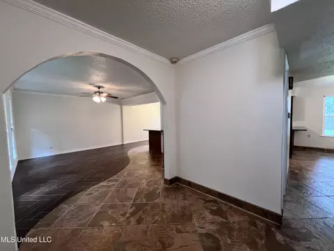 Entry Way - 2418 Northridge Dr, Gautier, MS 39553 photo 2 of 2