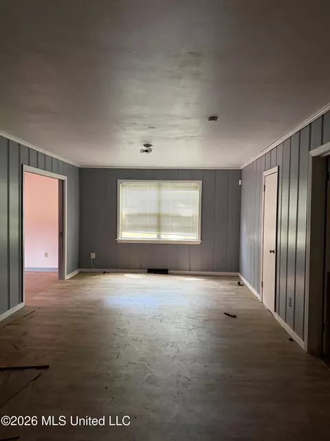 Living - 2247 Alta Woods Ter, Jackson, MS 39204 photo 3 of 9