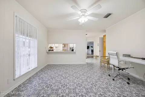 Dining - 100 Pampas Dr, Long Beach, MS 39560 photo 1 of 1