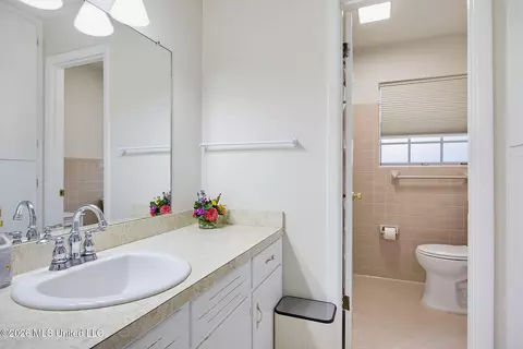 Bath - 100 Pampas Dr, Long Beach, MS 39560 photo 1 of 5
