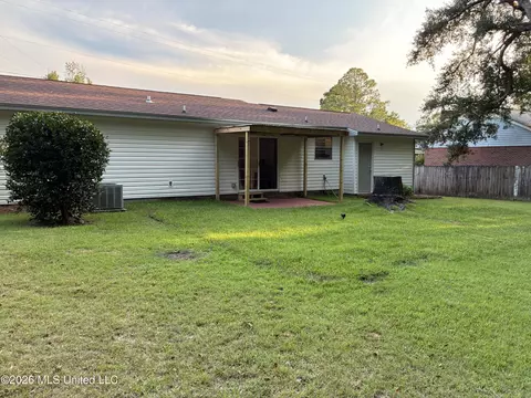 Exterior - 3201 Riverbend Rd, Moss Point, MS 39562 photo 8 of 12