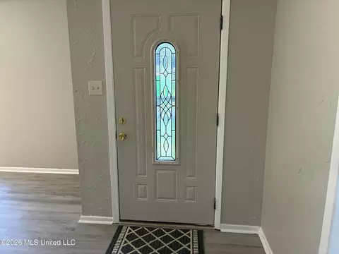 Entry Way - 3201 Riverbend Rd, Moss Point, MS 39562 photo 1 of 5