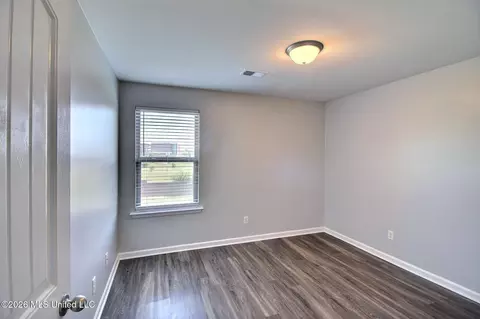 Bedroom - 4264 Blake Cir, Olive Branch, MS 38654 photo 2 of 2