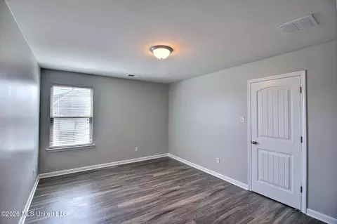 Bedroom - 4264 Blake Cir, Olive Branch, MS 38654 photo 1 of 2