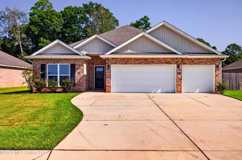 Exterior - 8009 Crawford Dr, Long Beach, MS 39560 photo 2 of 8