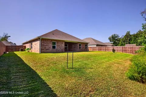 Exterior - 8009 Crawford Dr, Long Beach, MS 39560 photo 6 of 8