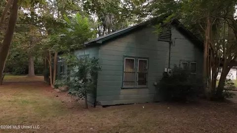 Exterior - 126 Berry Ave, Webb, MS 38966 photo 4 of 7