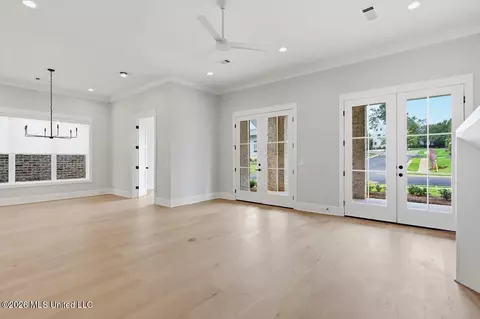 Living - 142 Water St, Madison, MS 39110 photo 3 of 3