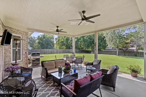 Exterior - 4223 Davis Grove Blvd, Olive Branch, MS 38654 photo 4 of 7