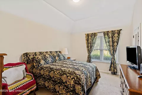 Bedroom - 4223 Davis Grove Blvd, Olive Branch, MS 38654 photo 4 of 4