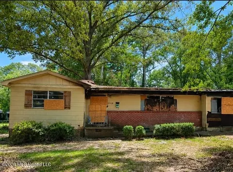 5548 Mimosa Dr, Jackson, MS 39206 photo 2