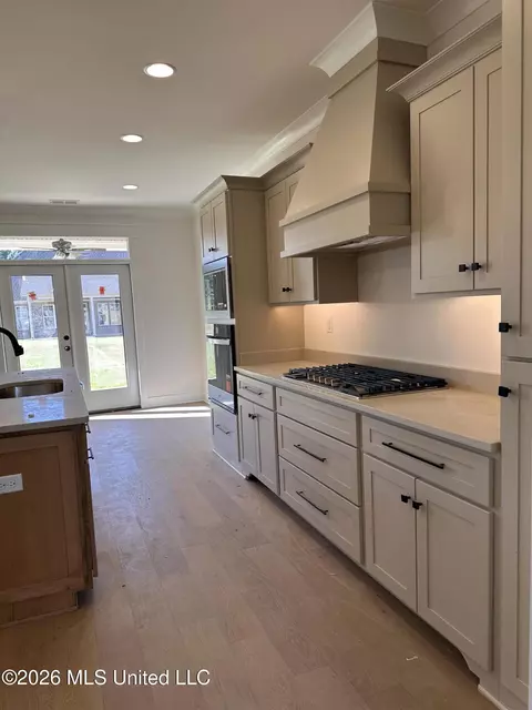 Kitchen - 3641 Kreunen St, Nesbit, MS 38651 photo 3 of 4