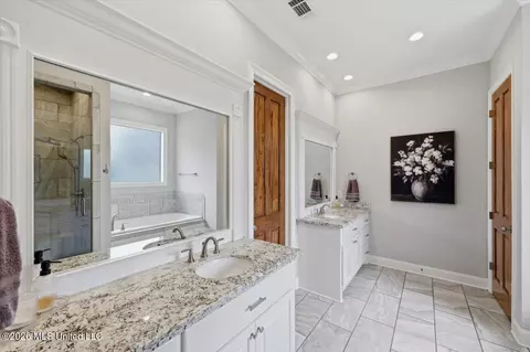Bath - 310 Colony Ct, Madison, MS 39110 photo 1 of 5