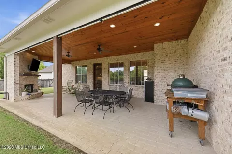 Exterior - 310 Colony Ct, Madison, MS 39110 photo 4 of 8