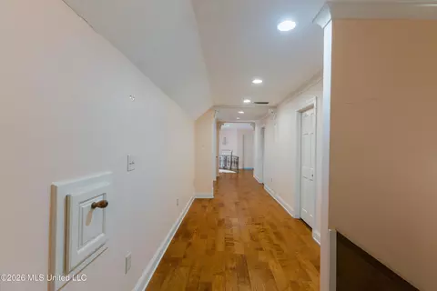Entry Way - 12850 Midway Rd, Raymond, MS 39154 photo 13 of 15