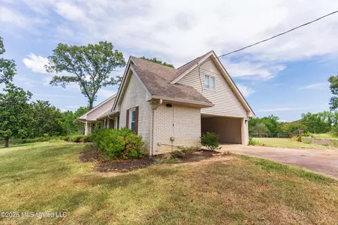 Exterior - 12850 Midway Rd, Raymond, MS 39154 photo 5 of 23