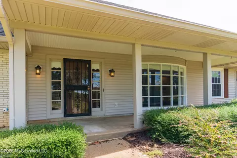 Exterior - 12850 Midway Rd, Raymond, MS 39154 photo 6 of 23