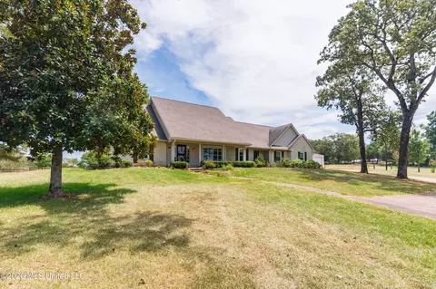 Exterior - 12850 Midway Rd, Raymond, MS 39154 photo 2 of 23
