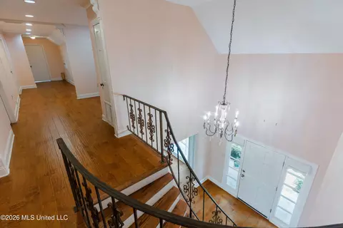 Entry Way - 12850 Midway Rd, Raymond, MS 39154 photo 11 of 15