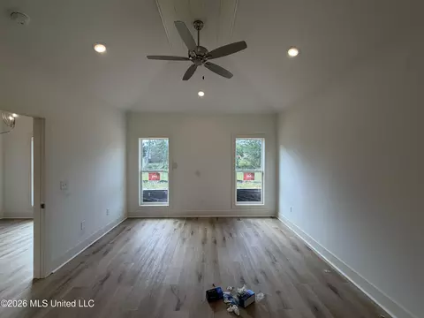 Living - 342 Brookfield Cir, Brandon, MS 39042 photo 5 of 5