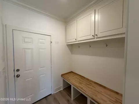 Entry Way - 342 Brookfield Cir, Brandon, MS 39042 photo 2 of 3