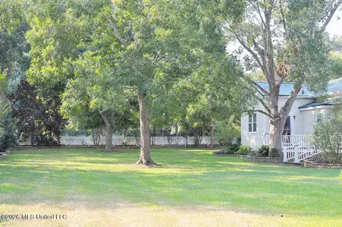 Exterior - 535 E 2nd St, Pass Christian, MS 39571 photo 7 of 9