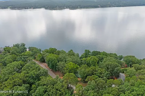 View/Area - 1 County Rd 451 Iuka, Iuka, MS 38852 photo 1 of 2