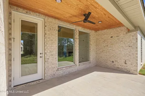 Exterior - 344 Brookfield Cir, Brandon, MS 39042 photo 3 of 6