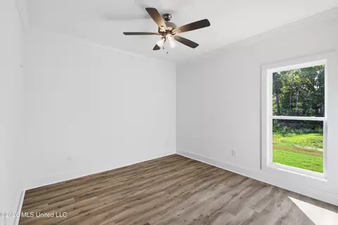 Bedroom - 344 Brookfield Cir, Brandon, MS 39042 photo 3 of 3