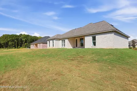 Exterior - 344 Brookfield Cir, Brandon, MS 39042 photo 4 of 6