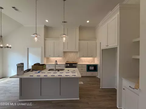 Kitchen - 344 Brookfield Cir, Brandon, MS 39042 photo 1 of 3