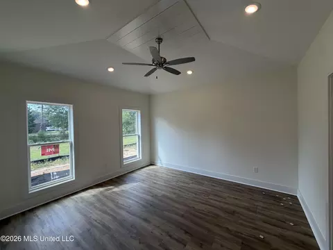 Living - 344 Brookfield Cir, Brandon, MS 39042 photo 3 of 3
