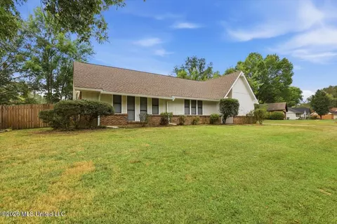 Exterior - 103 Plum Tree Rd, Brandon, MS 39047 photo 2 of 6
