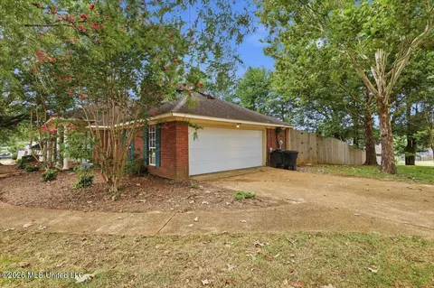 Exterior - 1017 Prince Dr, Brandon, MS 39042 photo 3 of 6