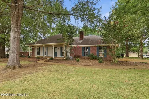 Exterior - 1017 Prince Dr, Brandon, MS 39042 photo 2 of 6